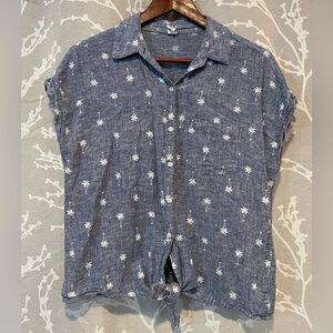 Old Navy blue linen button-up top